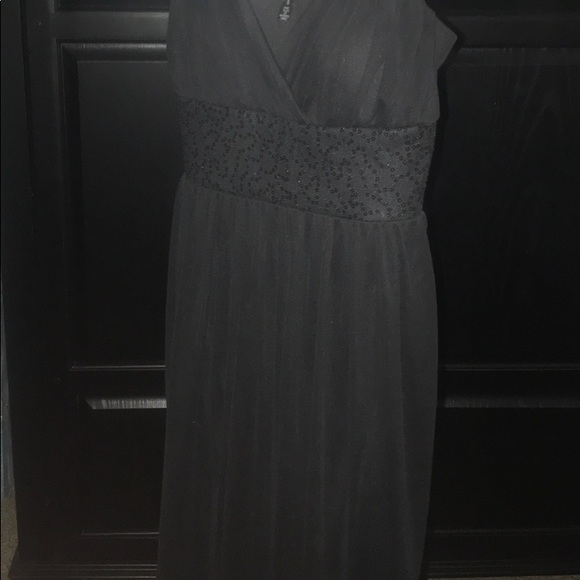 Evening dress - Picture 2 of 2